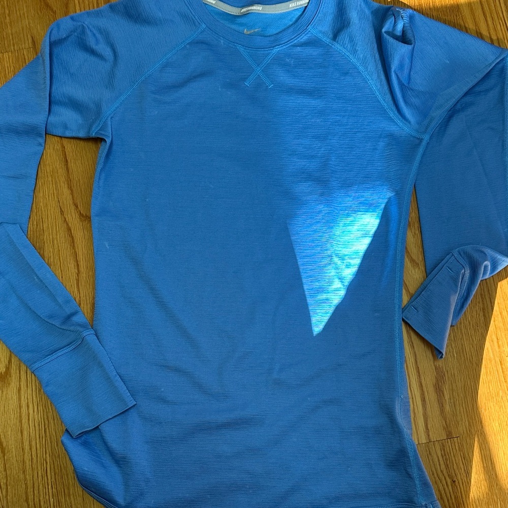 Women’s Nike S - fitted Blue LS Wool Running top w/ thumb holes.